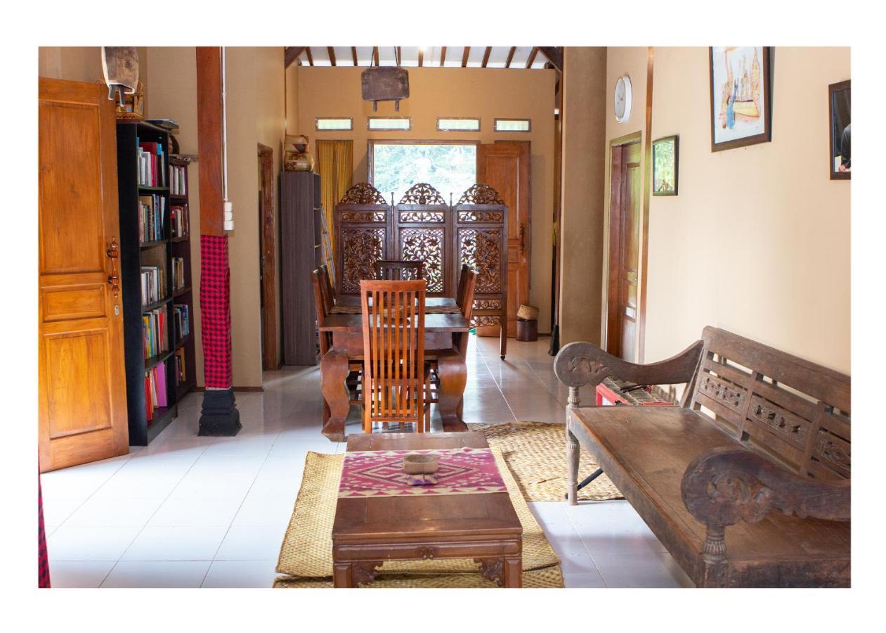 Sanggar Pantcha Indra Guest House Kemuning Eksteriør bilde