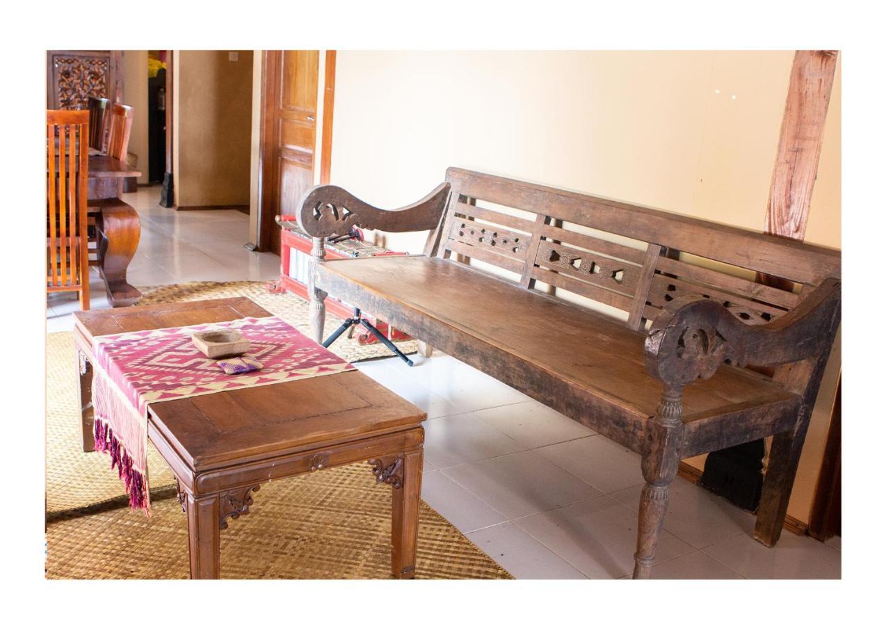 Sanggar Pantcha Indra Guest House Kemuning Eksteriør bilde